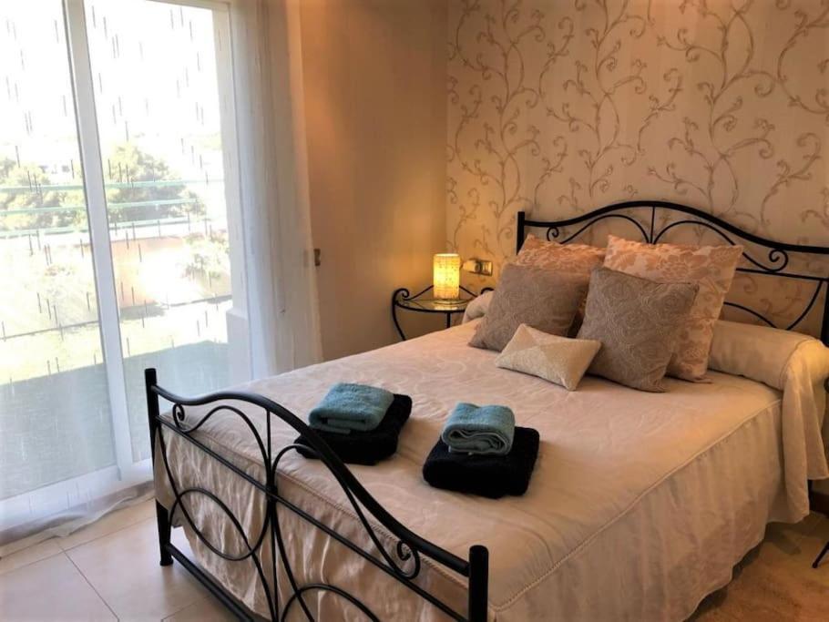 Apartamento Amposta Salou Eksteriør bilde
