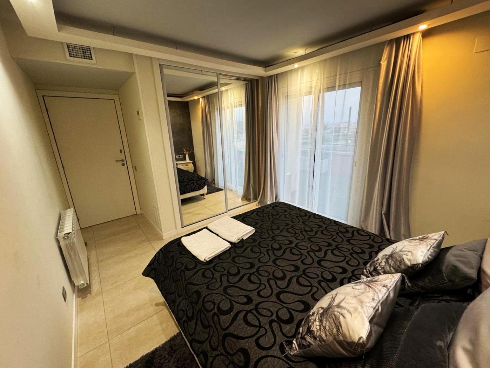 Apartamento Amposta Salou Eksteriør bilde