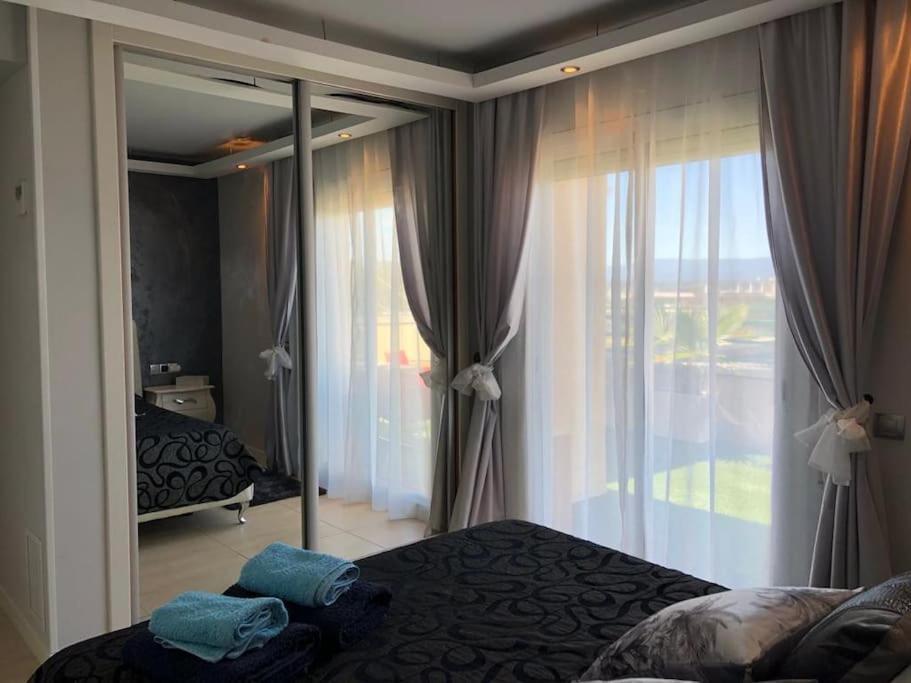 Apartamento Amposta Salou Eksteriør bilde